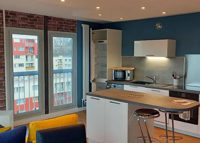 Ile Lacroix Avec Parking Daire